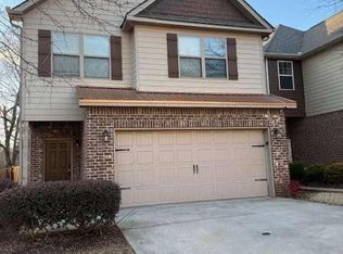 313 Clover Brook Dr, Locust Grove, GA 30248