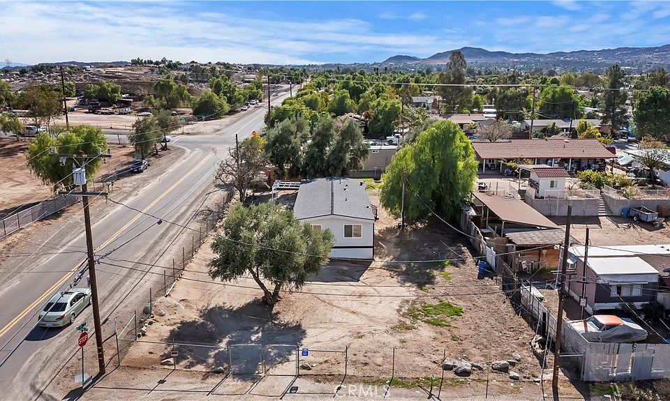 21990 Markham St, Perris, CA 92570 MLS IV22255252 Zillow