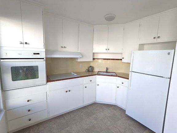 4th image of 3501 Anza St APT 3