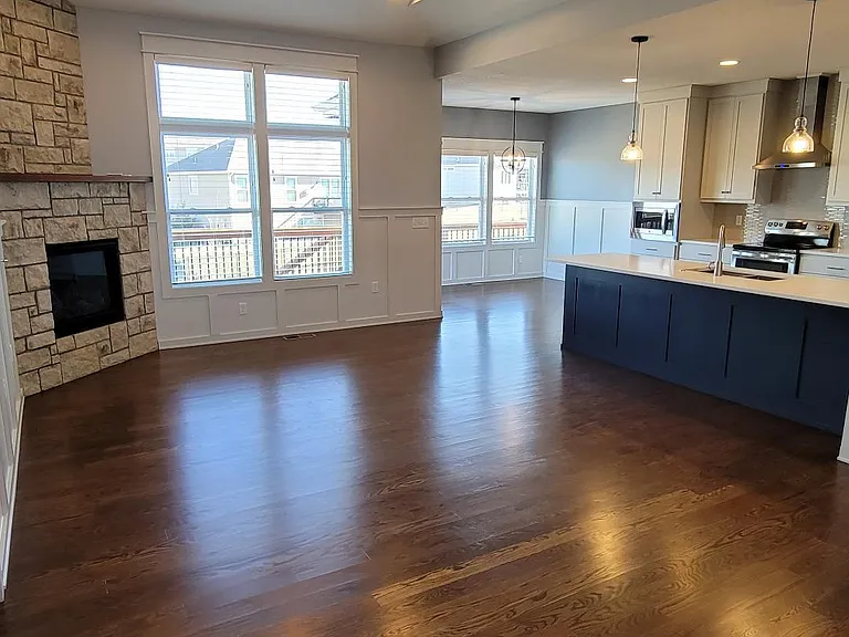 418 Freemont Dr — Photo 6