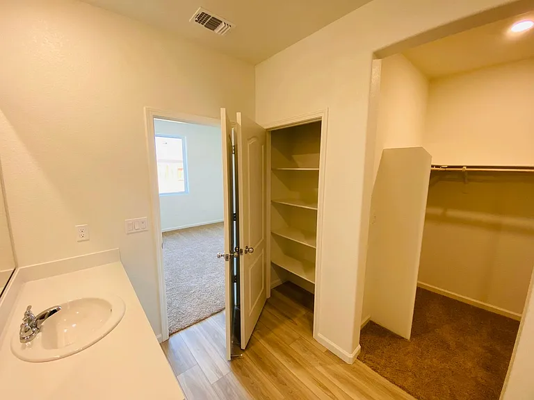5531 Glowhaven — Photo 23