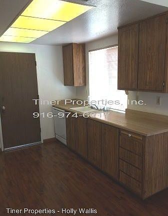 5th image of 7161 Arutas Dr