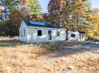 5 Burgess Rd, Townsend, MA 01469