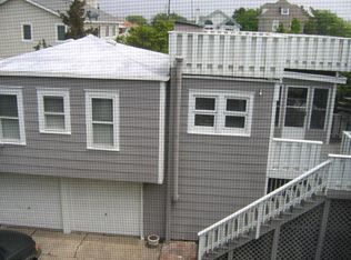 151 34th St, Avalon, NJ 08202