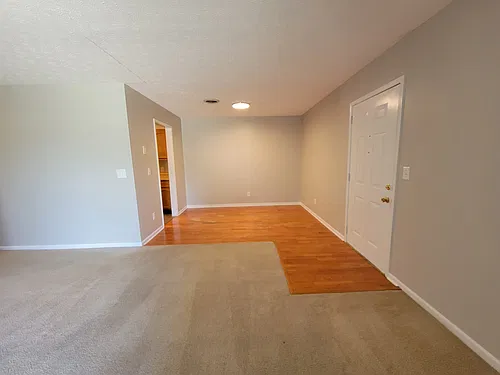Floor plan 2 bedroom garden style apartment