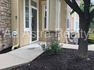 4523 W 159th Ter APT 110, Overland Park, KS 66085