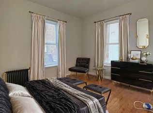 30-82 37th St #1F, Astoria, NY 11103