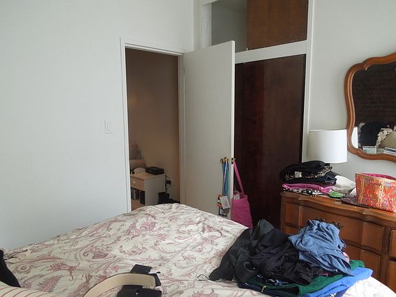 5th image of 322 E 82nd St APT 3C