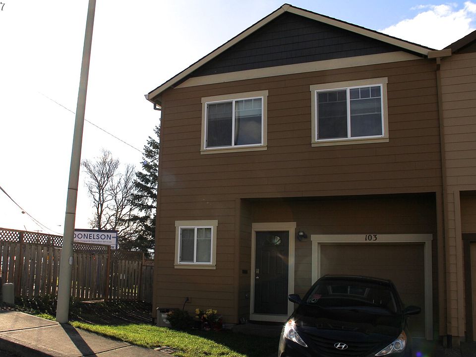 1st image of 103 NW Marshall Dr