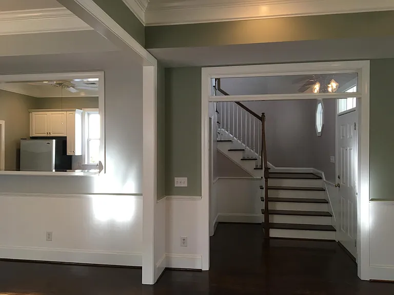 2118 Hartfords Bluff Ln — Photo 5