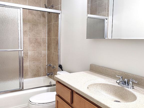 2nd image of 960 Beau Dr Unit 109