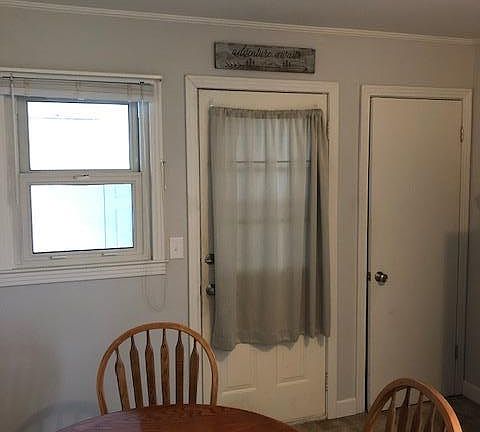 4th image of 237 Edgemont Dr