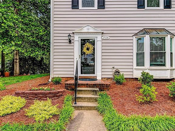 2nd image of 2528 Cottage Pl