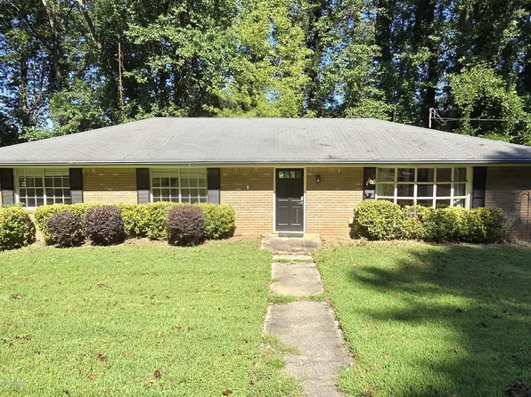 1228 Woodleigh Rd SW, Marietta, GA 30008