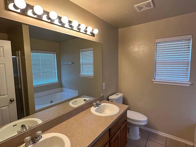 809 Beechwood Way — Photo 11