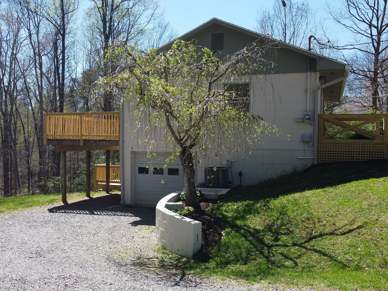2 bed, 1216 sqft, $2,200 — Photo 4