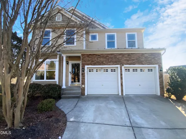 109 Boatdock Dr, Holly Springs, NC 27540