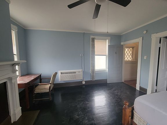 4th image of 1223 Fillmore St #17503508
