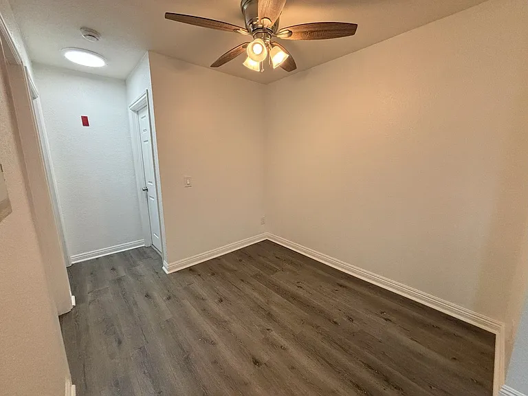 1825 Bayview Heights Dr #86 — Photo 9
