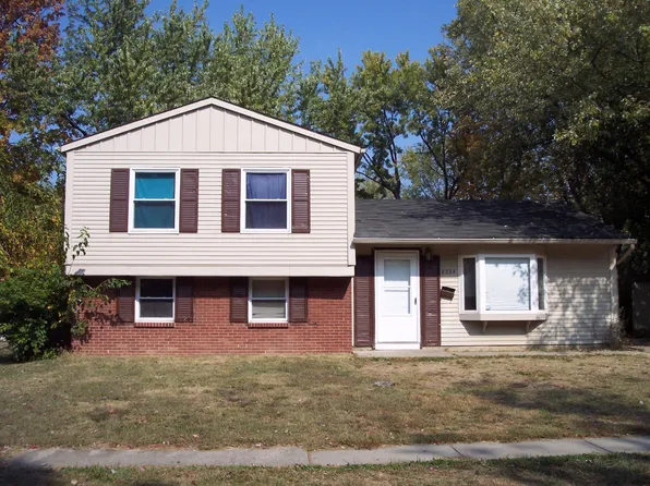 8224 E Barry Rd, Indianapolis, IN 46219