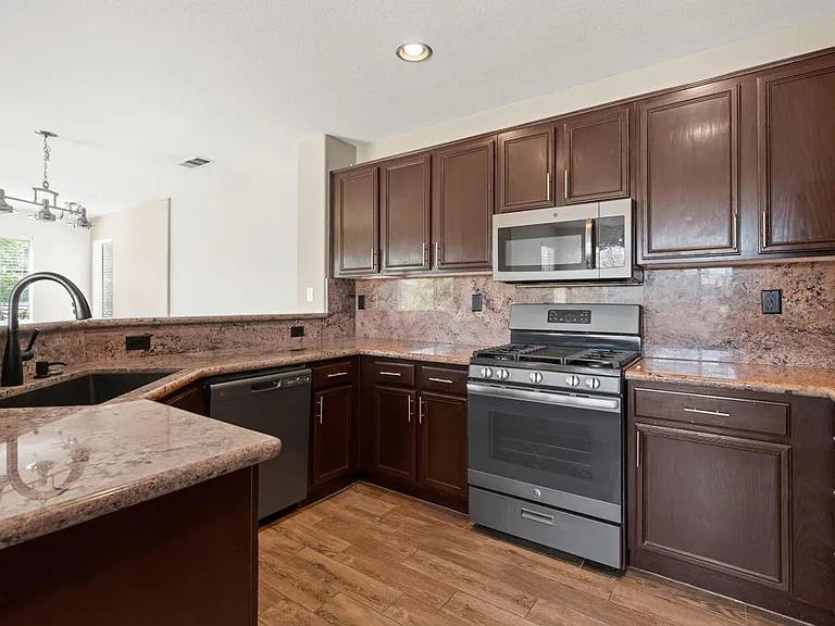 26137 Oakcreek Union Dr #C — Photo 4
