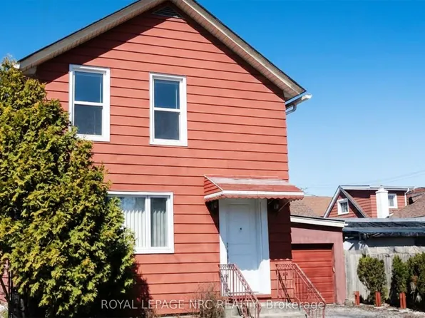 4593 Park St, Niagara Falls, ON L2E 2R2