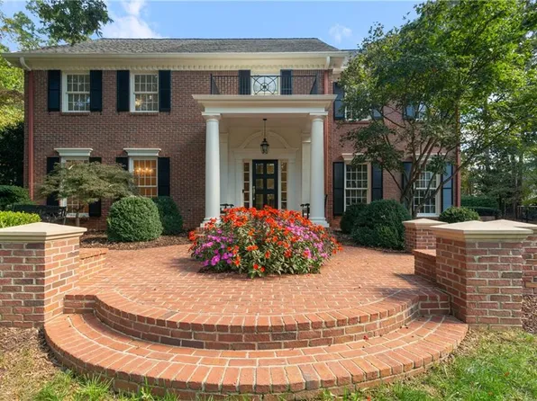 8075 Habersham Waters Rd, Sandy Springs, GA 30350