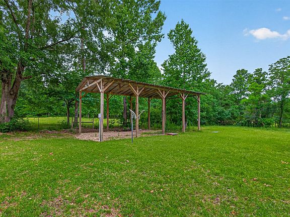3rd image of 130 County Road 2181 E