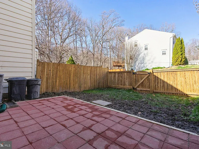 6003 Sweet Dale Ct — Photo 20