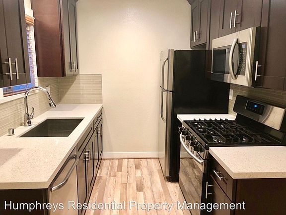 4th image of 3752 33rd St APT 4