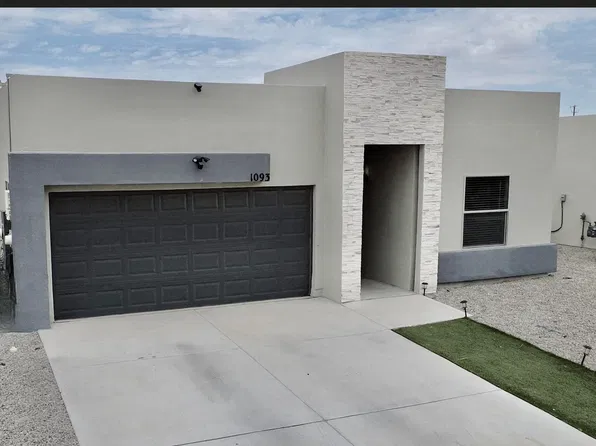 1093 Nickel Hill Ave, Santa Teresa, NM 88008