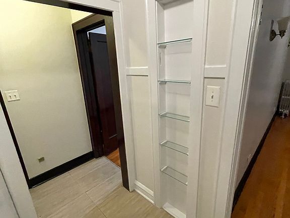 4th image of 4645.5 N Elston Ave #3E