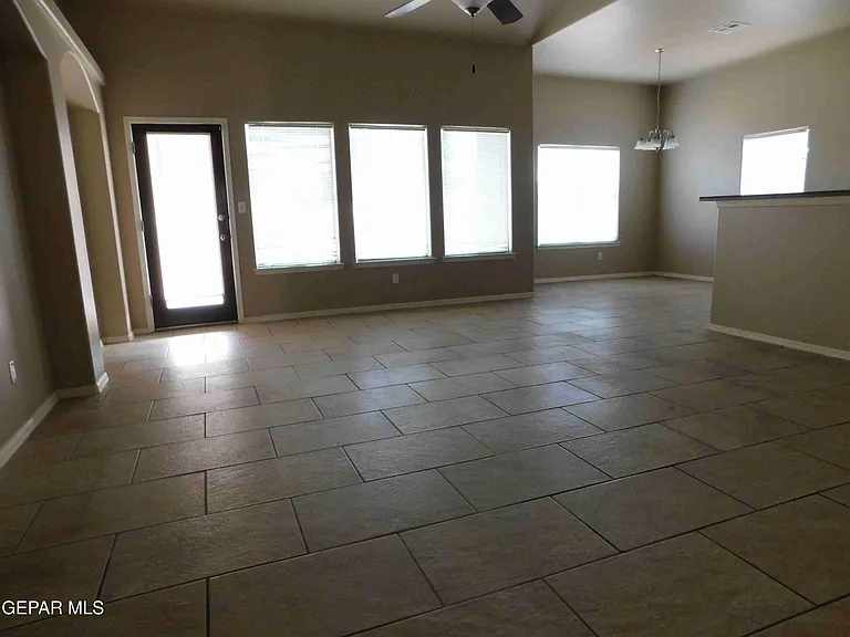 14628 Rockbridge Ave — Photo 17