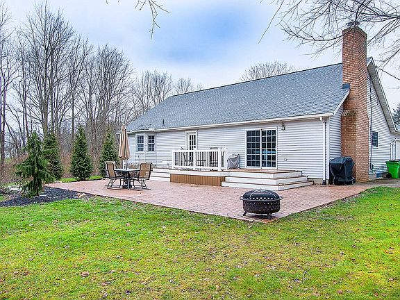 Rearview of the home.