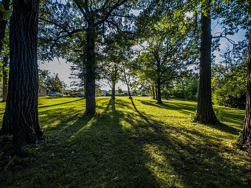 310 North CALHOUN ROAD, City Of Brookfield, WI 53005 Zillow