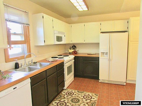 4th image of 2402 Sagewood Ave