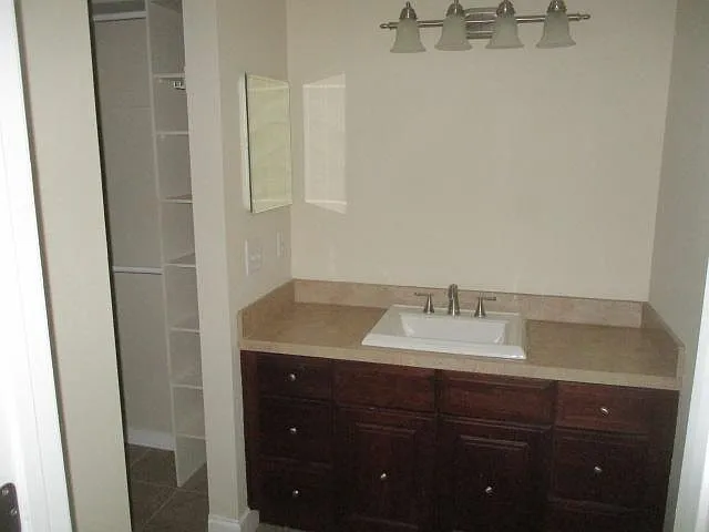 11185 Fairbanks Grant Rd W — Photo 7