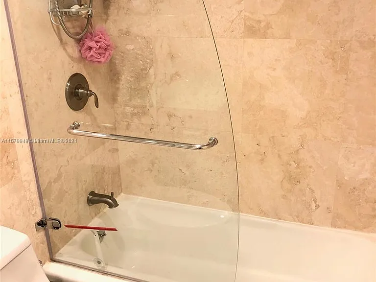 3901 S Ocean Dr #14M — Photo 30