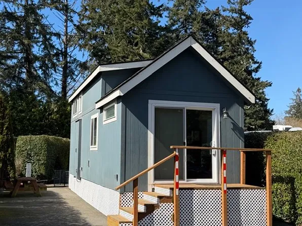 91403 Kellogg Ln, Coos Bay, OR 97420