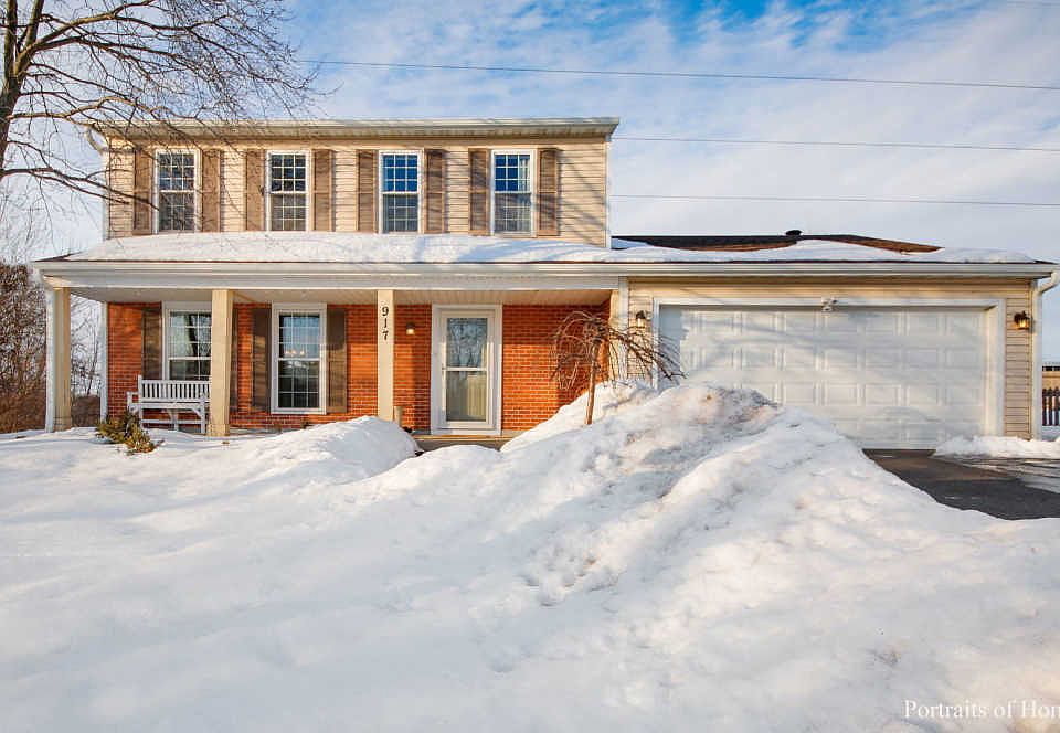 1st image of 917 Hyde Park Ln