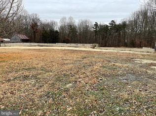 3875 Hunting Creek Rd, Huntingtown, MD 20639