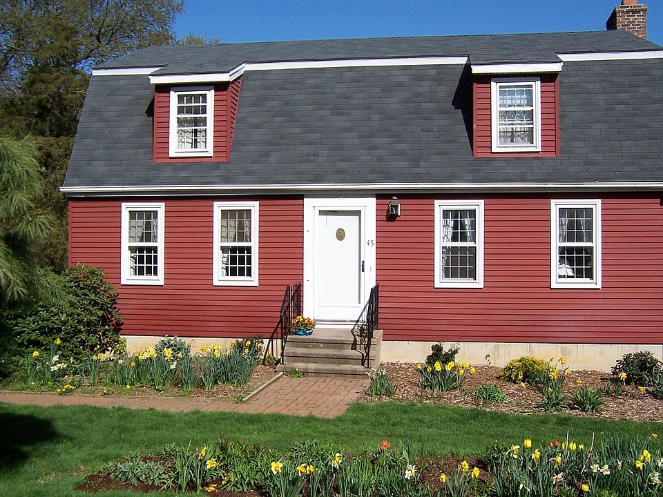 1st image of 45 Saddle Hill Dr
