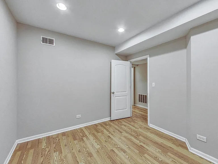 2839 W Cortez St #1 — Photo 23