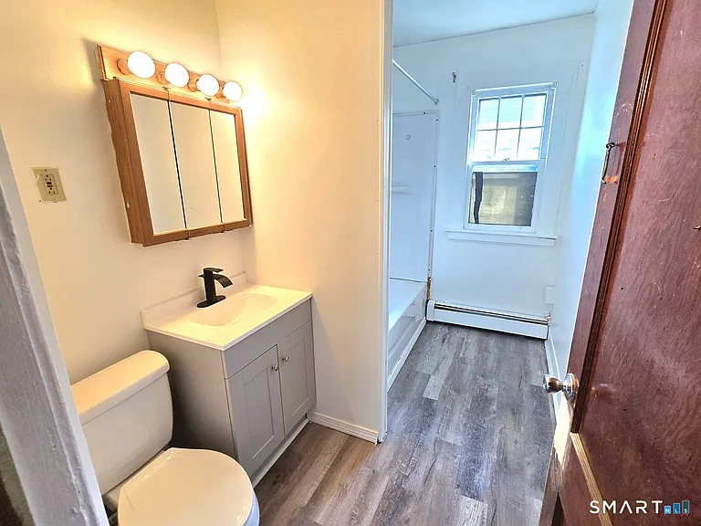 70 Monroe St #3 — Photo 10