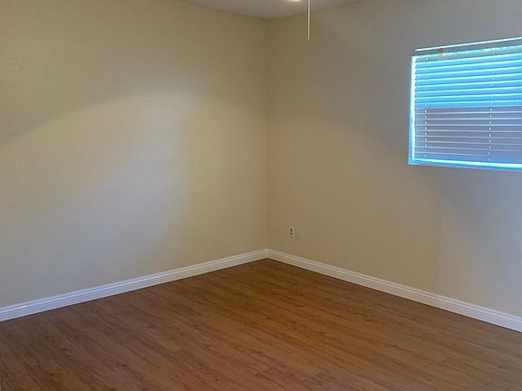 5th image of 1356 Jasper Ave APT C