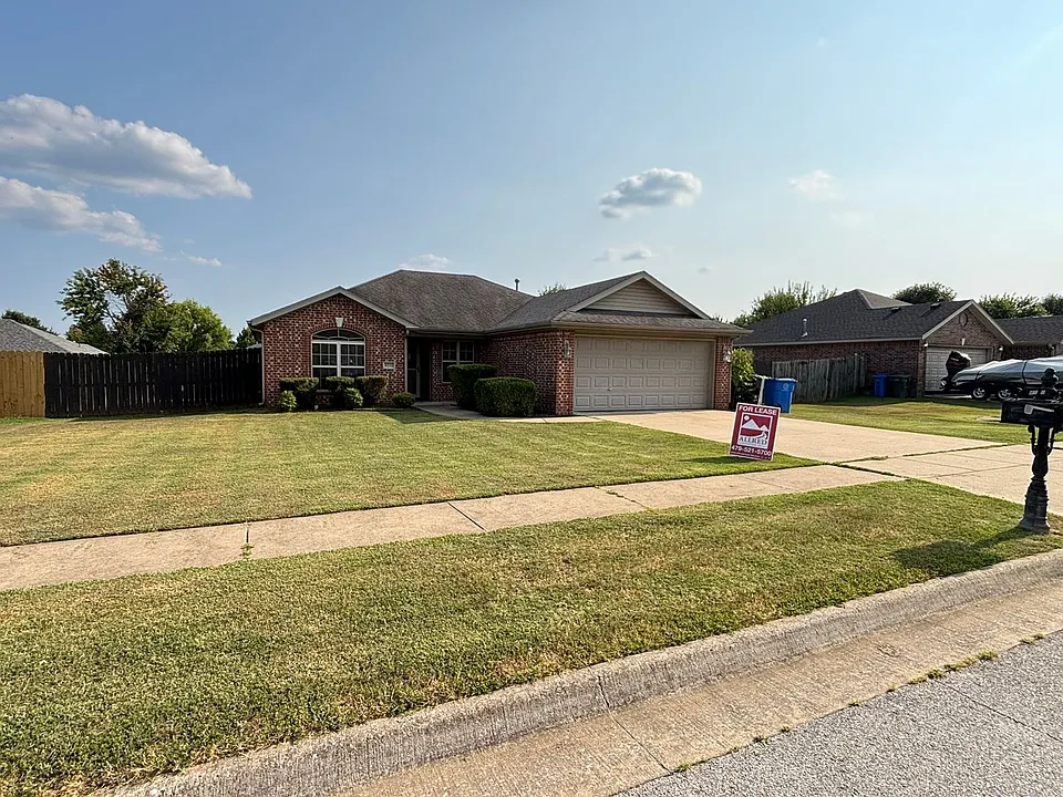 4111 W Mahogany Dr