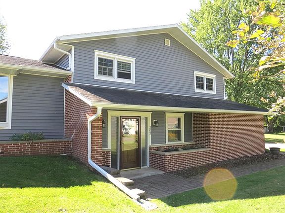 3rd image of 303 W Maple Street