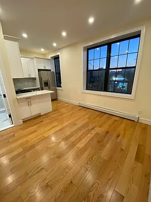 Rented by Hudson Exclusive | media 13