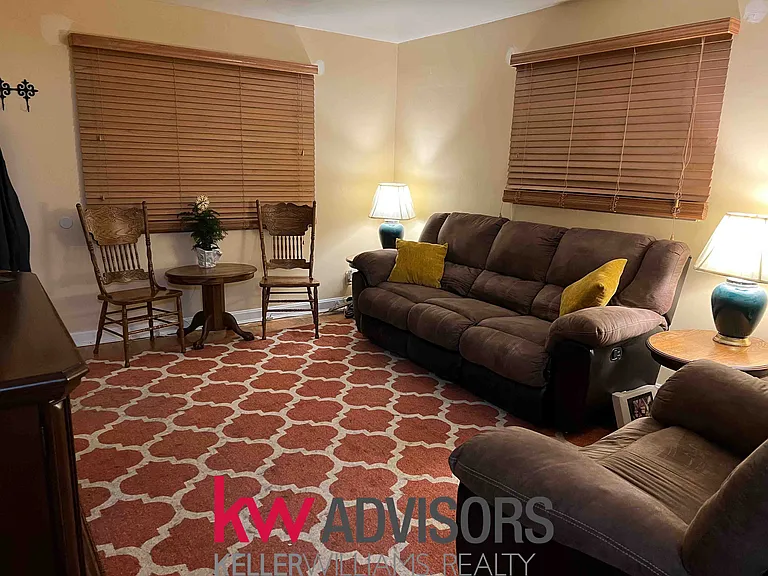 3521 Burke Ave #2 — Photo 11