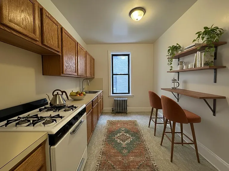 2203 Harman St #B2 — Photo 3